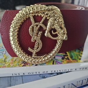 LUXE ESSENTIAL: New Leather Deep Red Large Belt with Iconic Logo